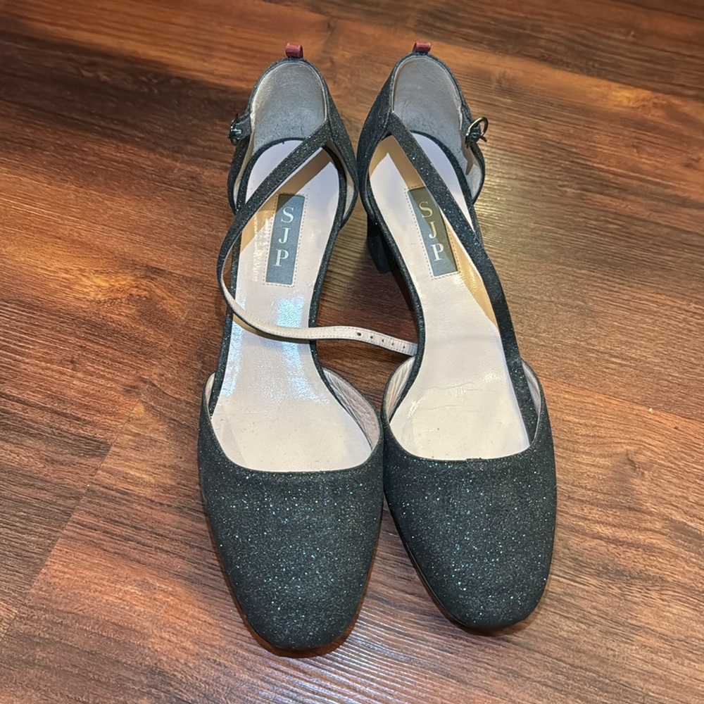 SJP middle heels
